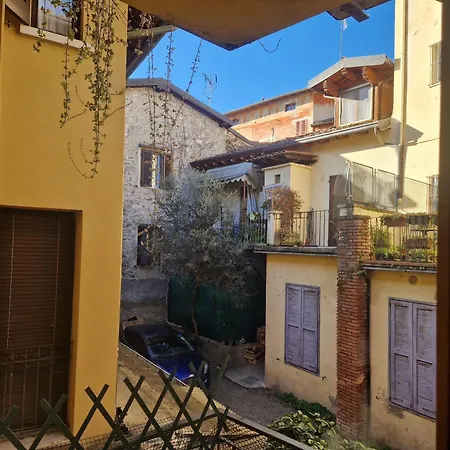 Al Vittoriale Da Maja 아파트