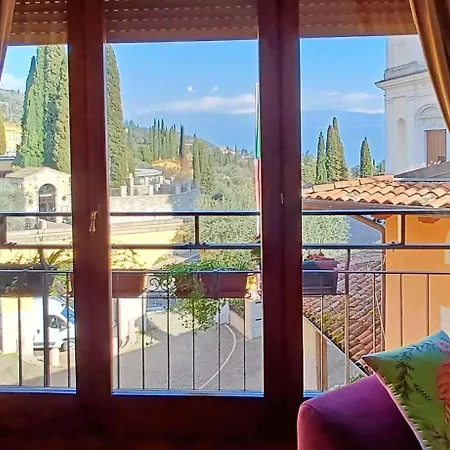 Διαμέρισμα Al Vittoriale Da Maja Gardone Riviera